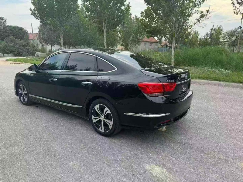 青岛15年本田思铂睿8