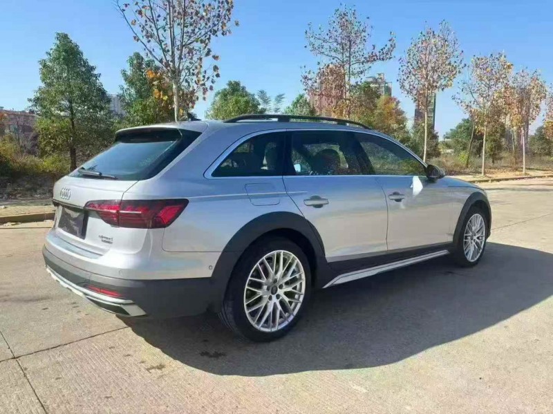 常德23年奥迪A4L8