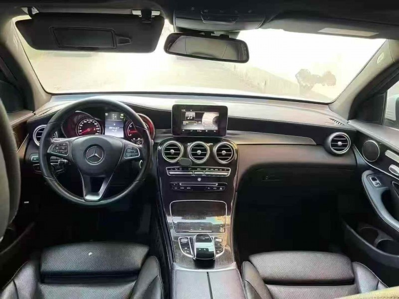 枣庄17年奔驰GLC3