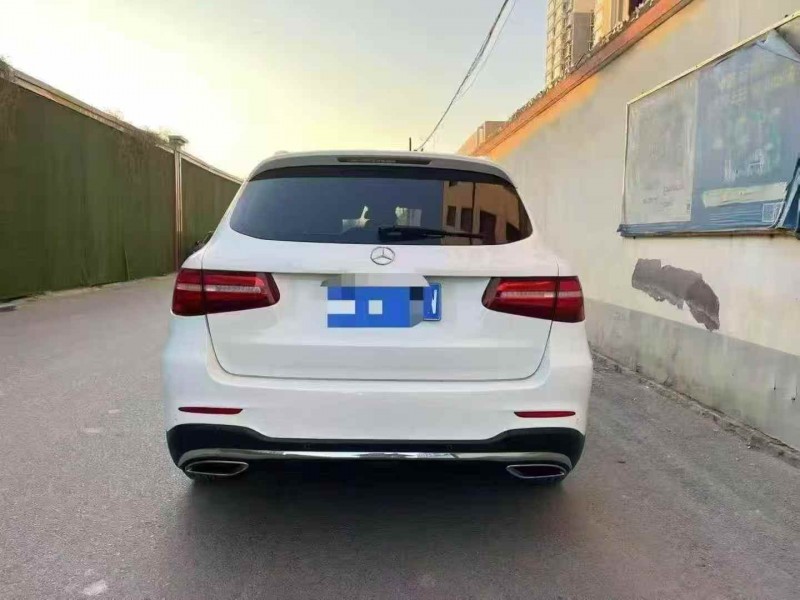 枣庄17年奔驰GLC7