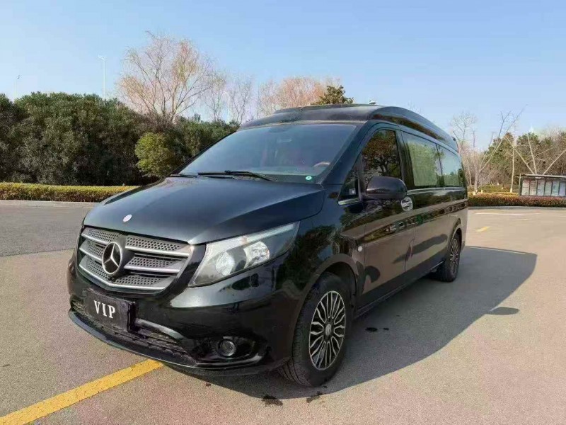 南通20年奔驰多士星3