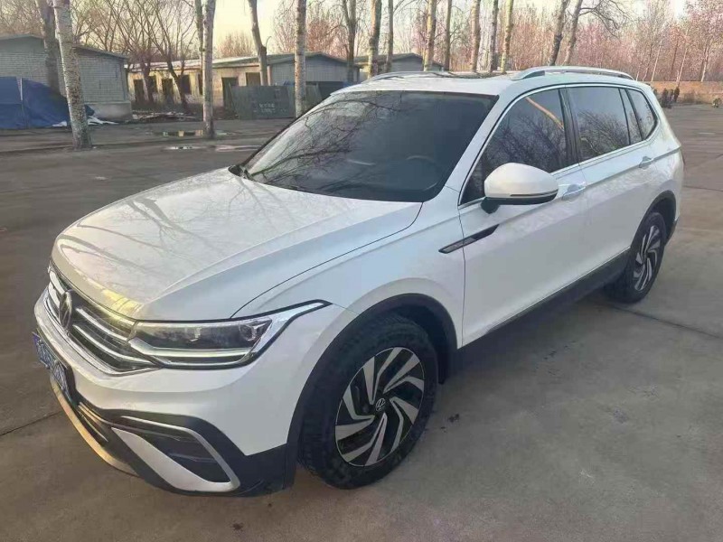 青岛23年大众途观2