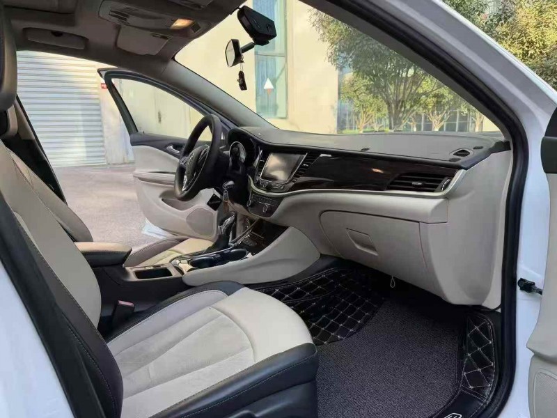 徐州18年别克威朗4