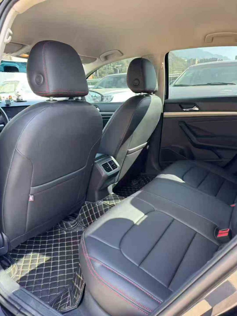 福州20年大众朗逸8