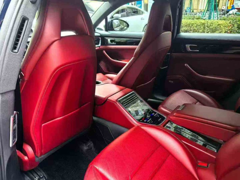 湖州21年保时捷帕拉梅拉4