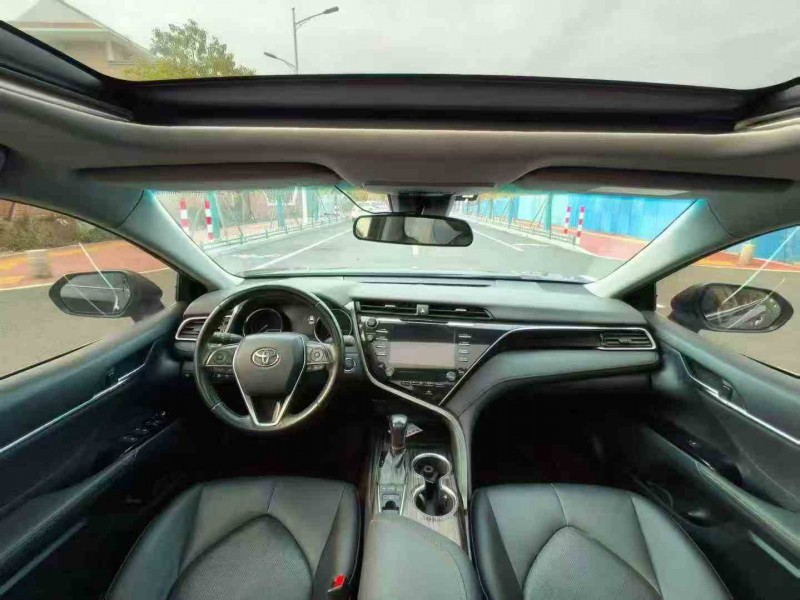 三明19年丰田凯美瑞4