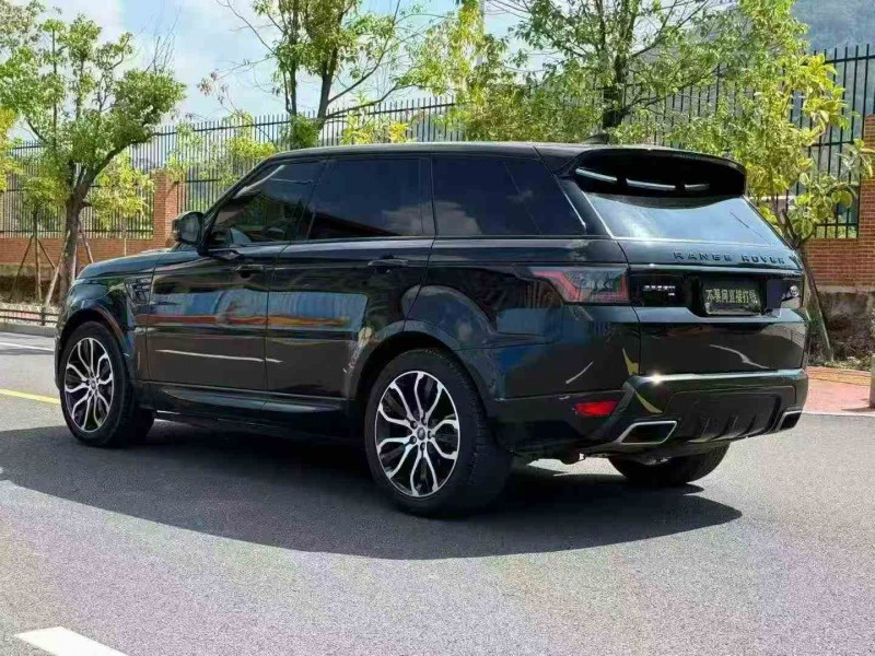 龙岩21年路虎揽胜运动6