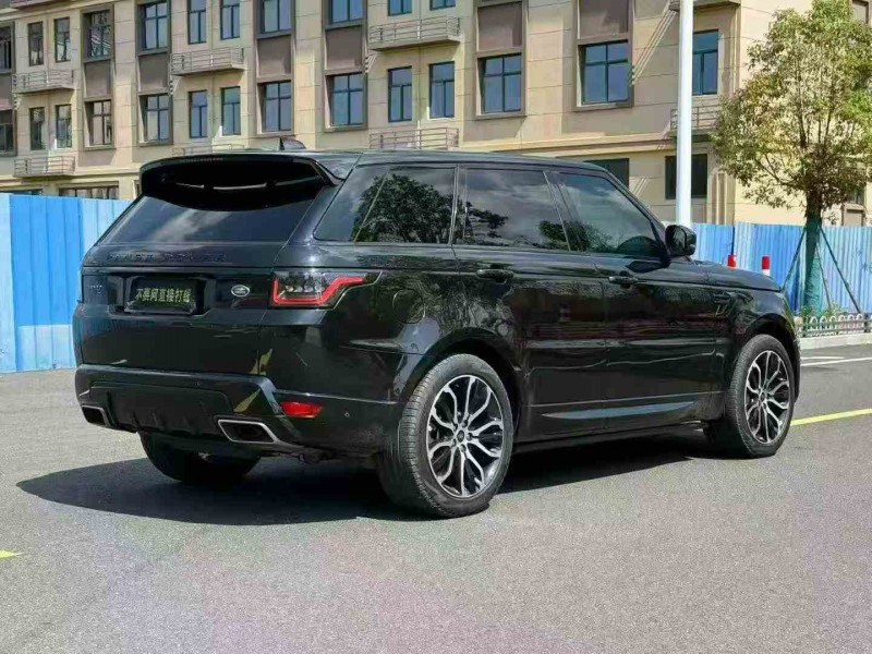 龙岩21年路虎揽胜运动7