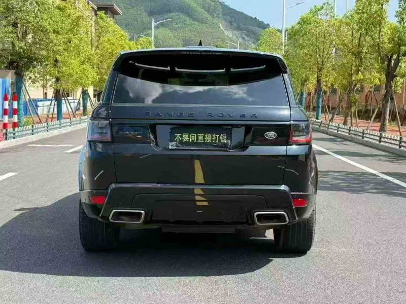 龙岩21年路虎揽胜运动9