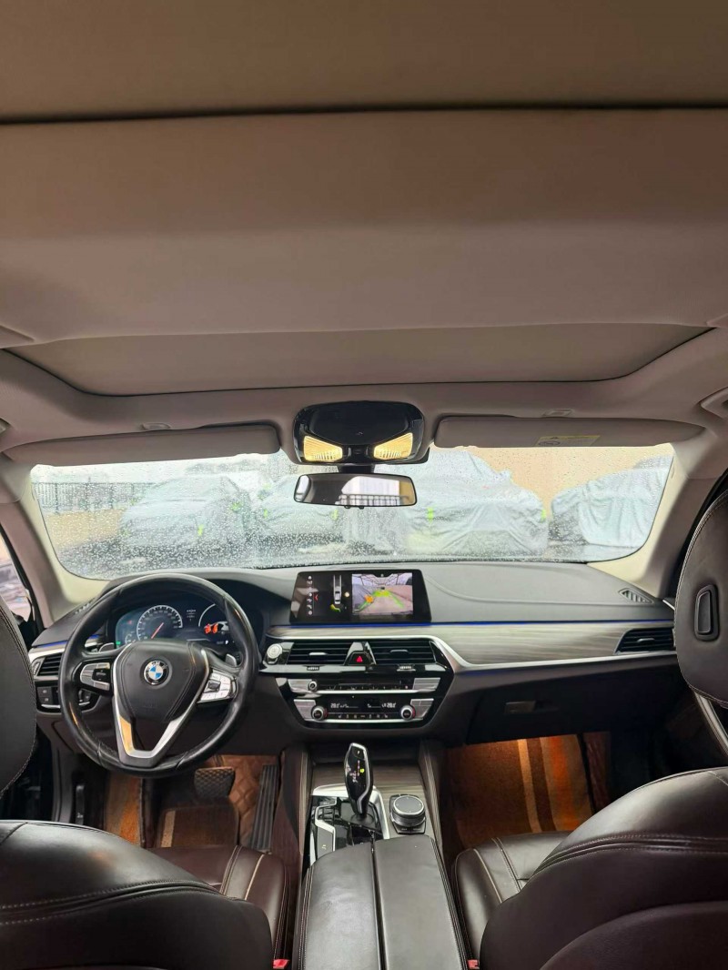 徐州18年宝马5系3