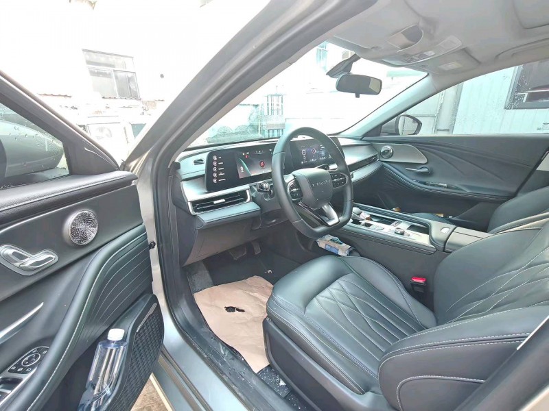 黄山24年奇瑞艾瑞泽4