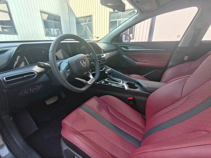 黄山22年长安汽车逸动4