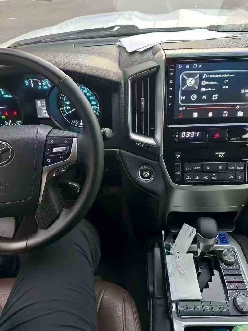 东营10年丰田兰德酷路泽4