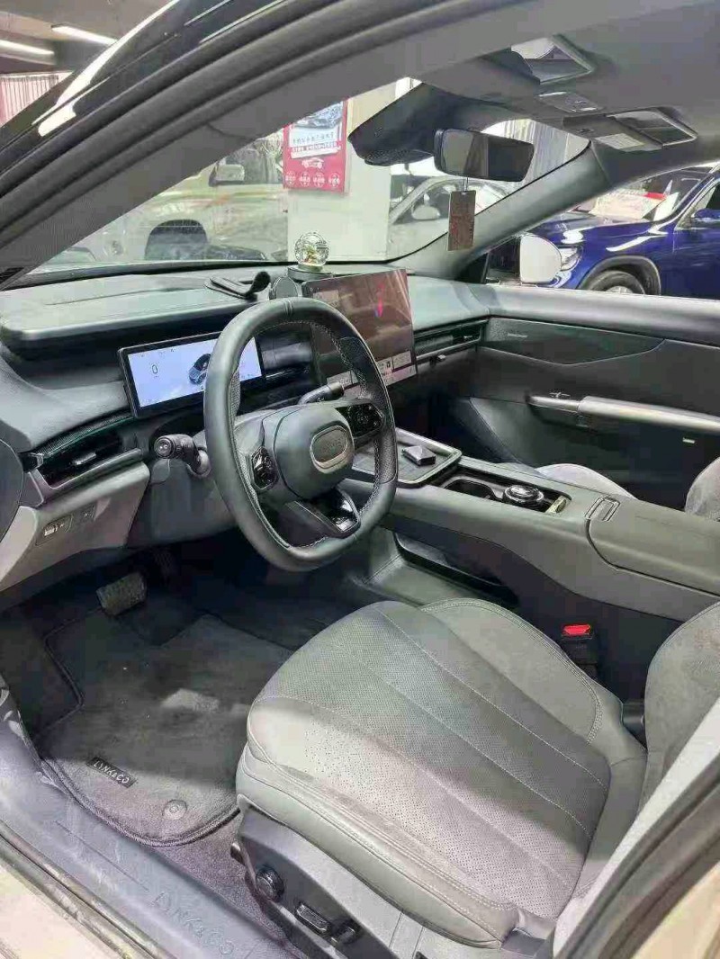 临沧25年领克076