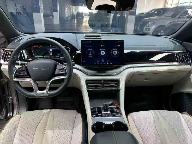 思茅24年比亚迪宋5