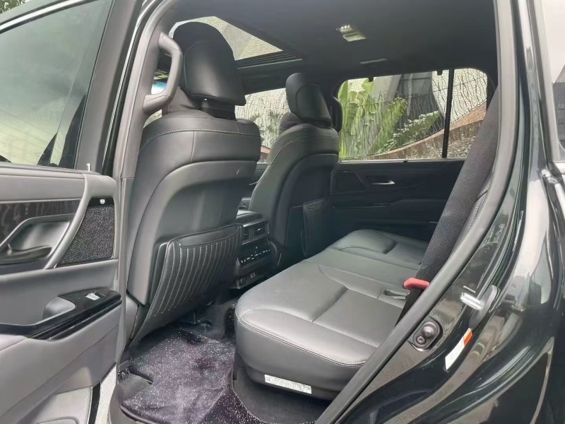 深圳25年雷克萨斯LX5