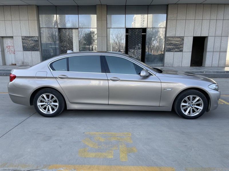 济宁12年宝马5系8