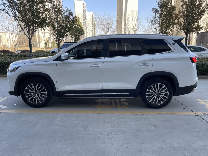 济宁24年奇瑞捷途7