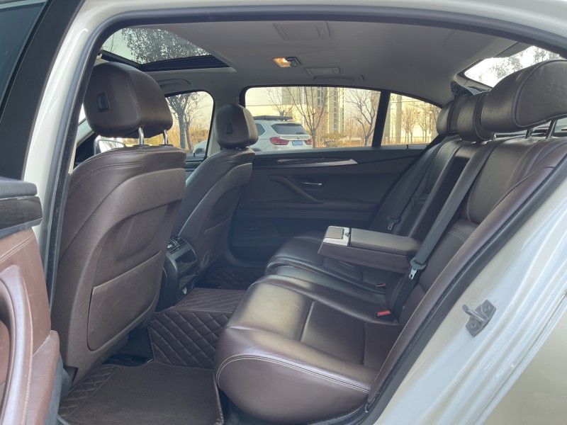 济宁15年宝马5系5