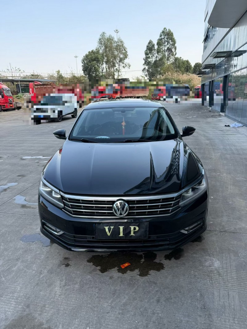 乐山19年大众帕萨特1