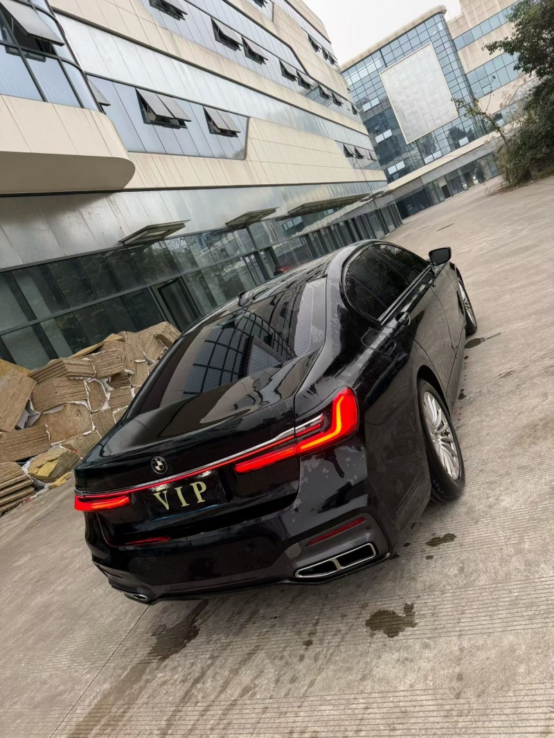 乐山18年宝马7系6