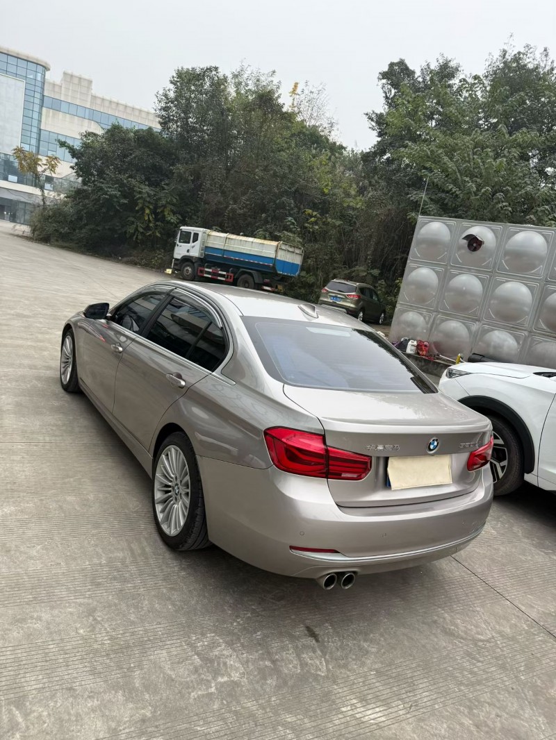 乐山18年宝马3系5