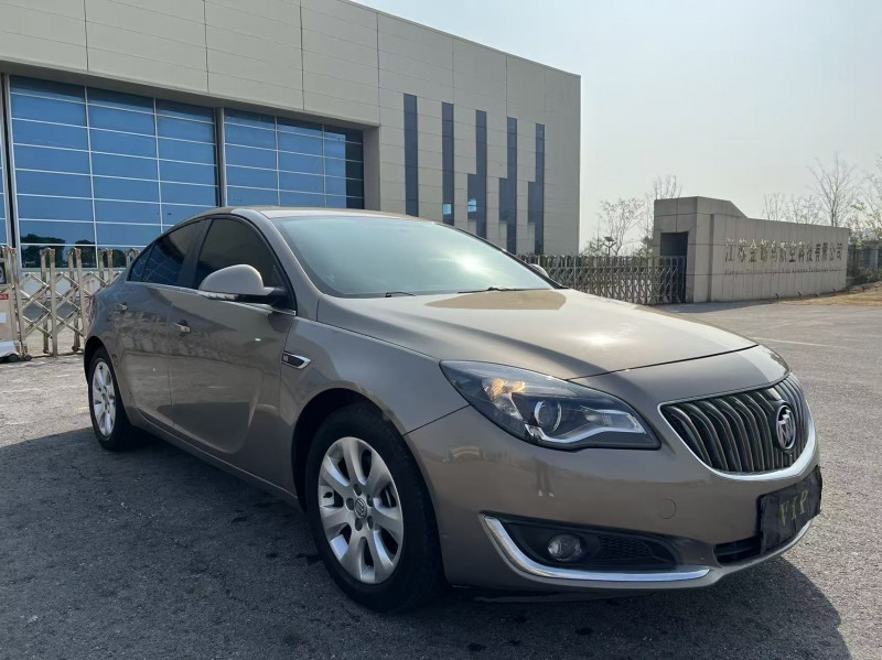 盐城17年别克君威2