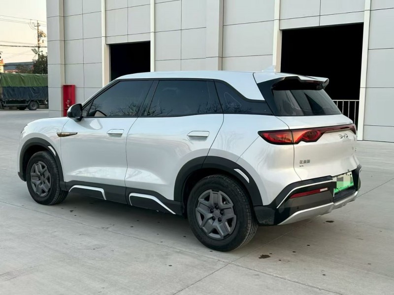 徐州24年比亚迪元8