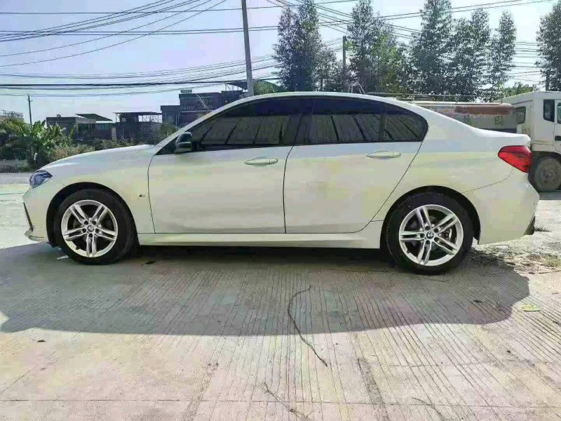 桂林23年宝马1系8