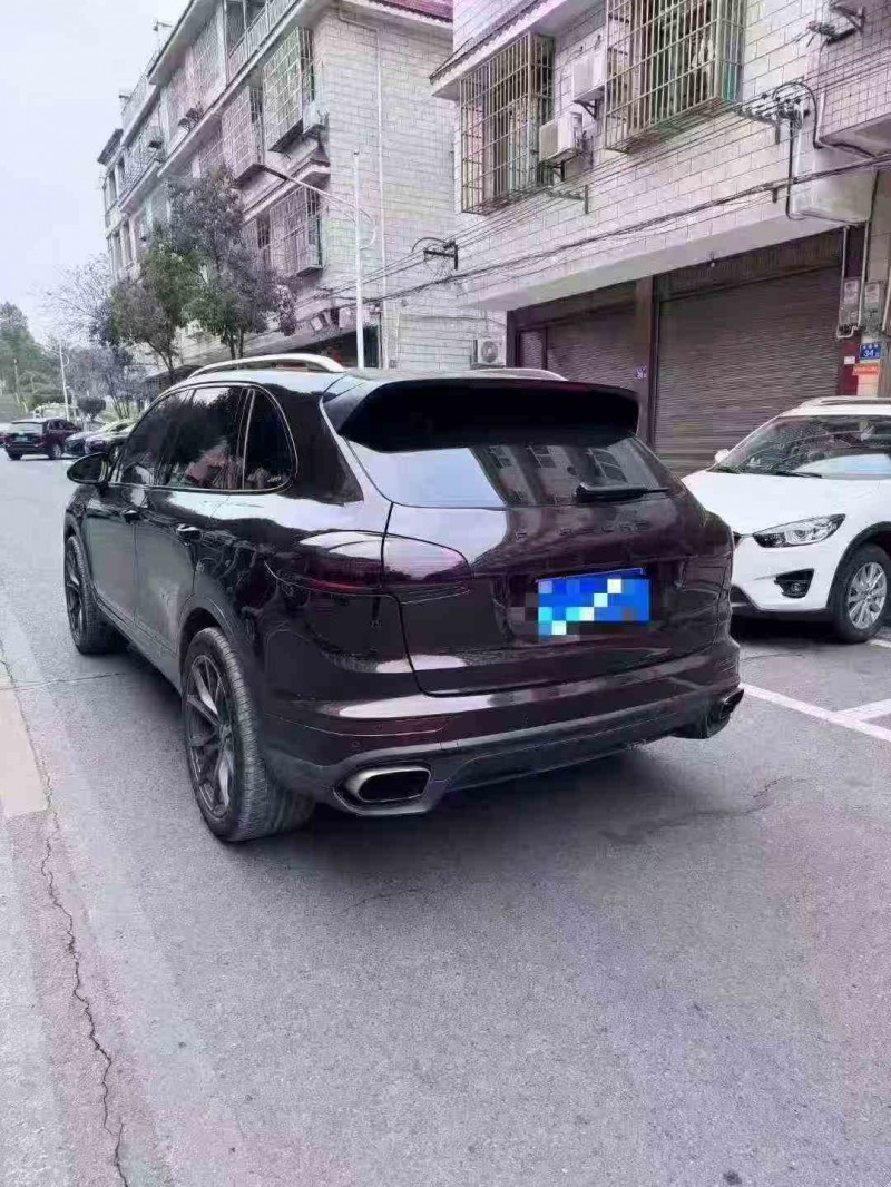 衡阳18年保时捷卡宴7