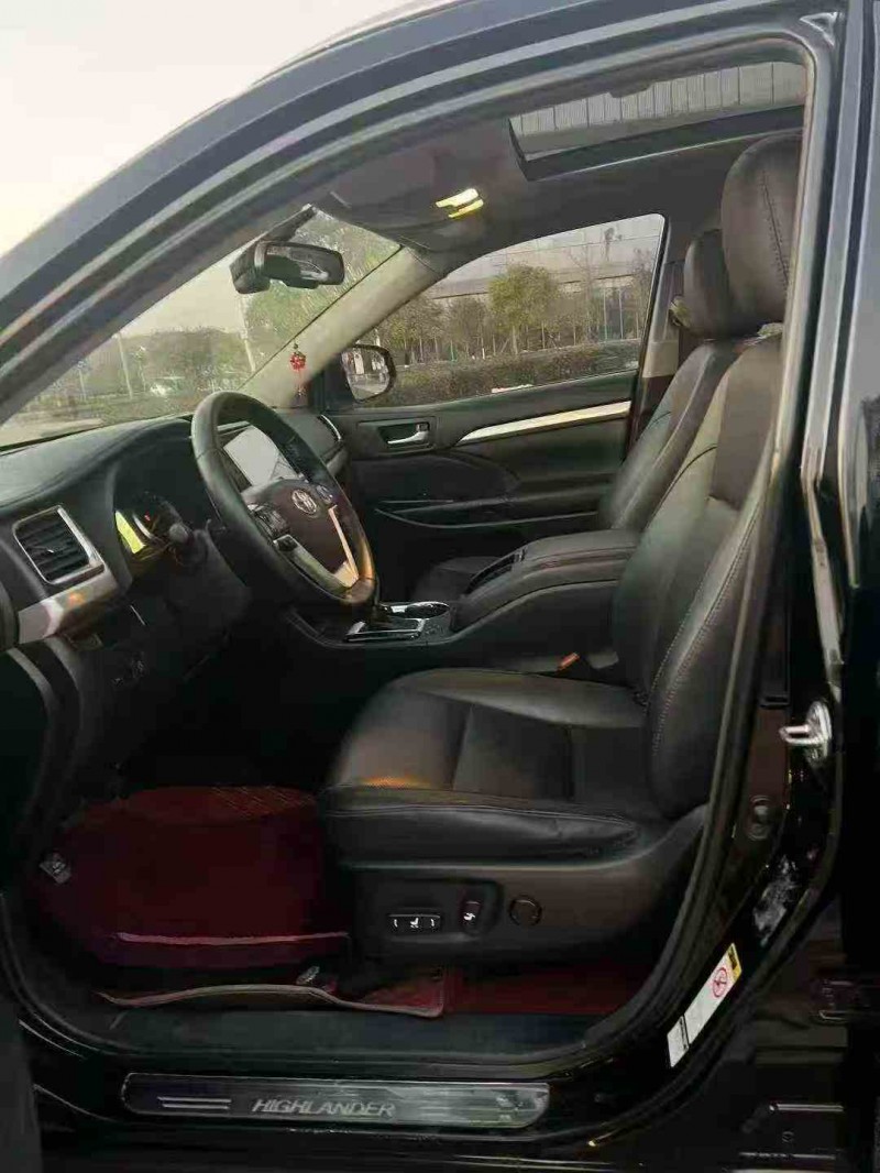 桂林17年丰田汉兰达6