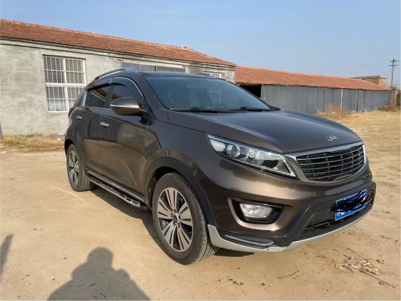 菏泽16年起亚智跑3