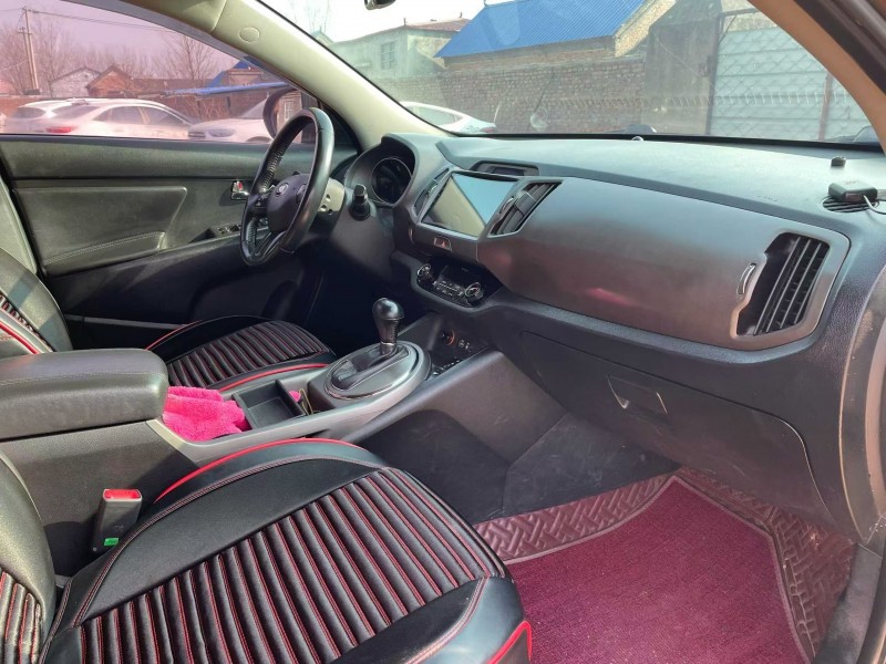 菏泽16年起亚智跑5