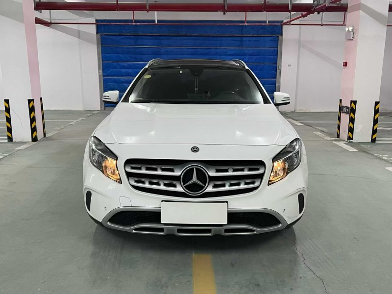 宿迁19年奔驰GLA1