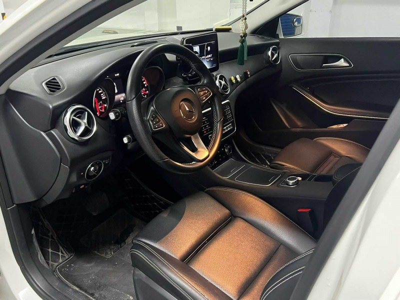 宿迁19年奔驰GLA4