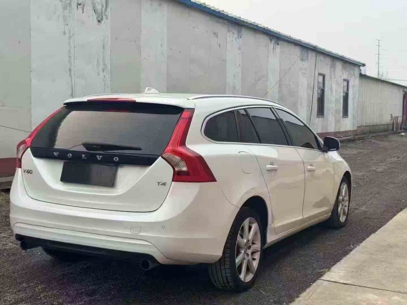 青岛17年沃尔沃V606