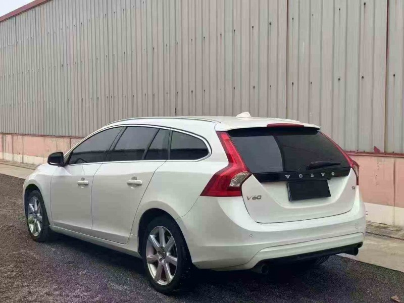 青岛17年沃尔沃V608