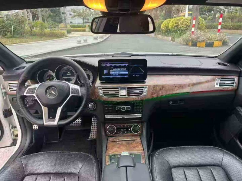 珠海13年奔驰CLS4