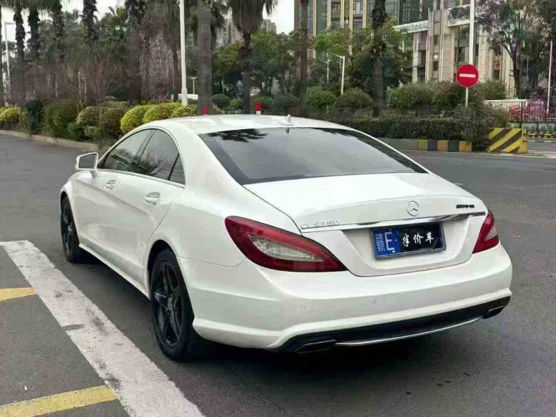 珠海13年奔驰CLS8