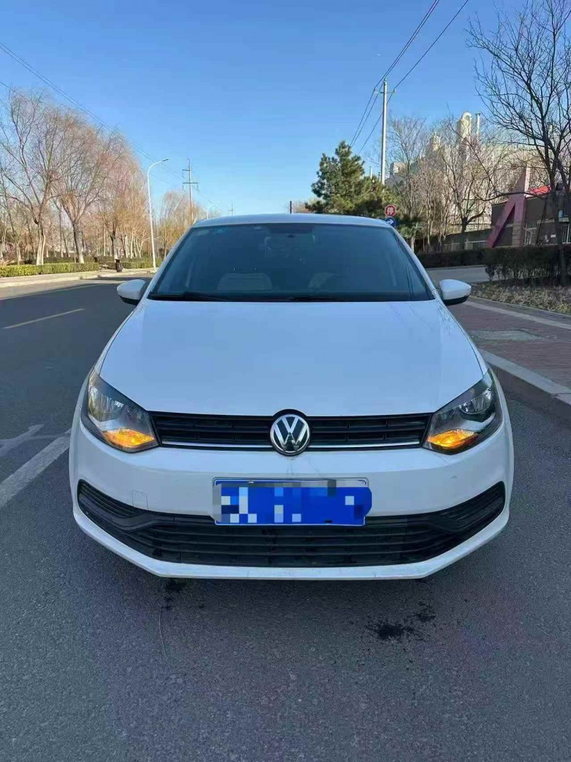 济宁16年大众polo1