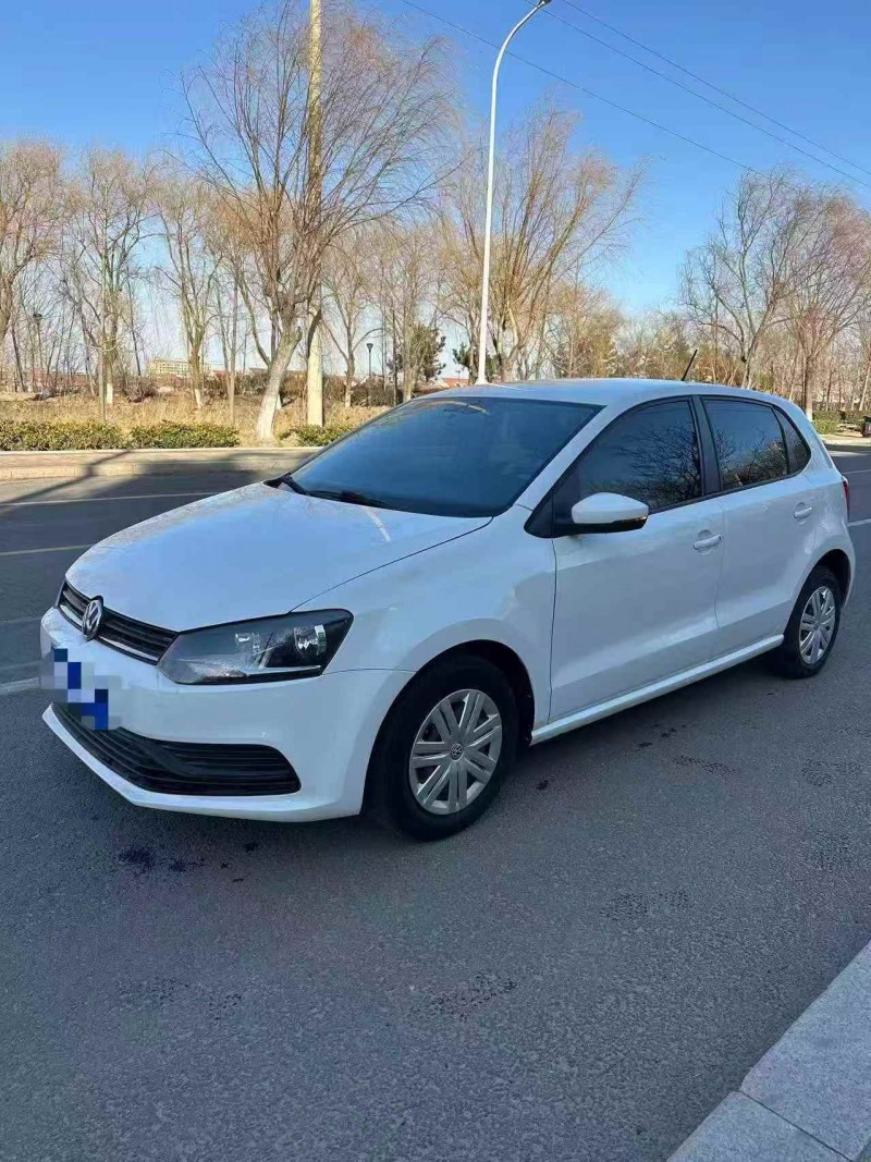 济宁16年大众polo2