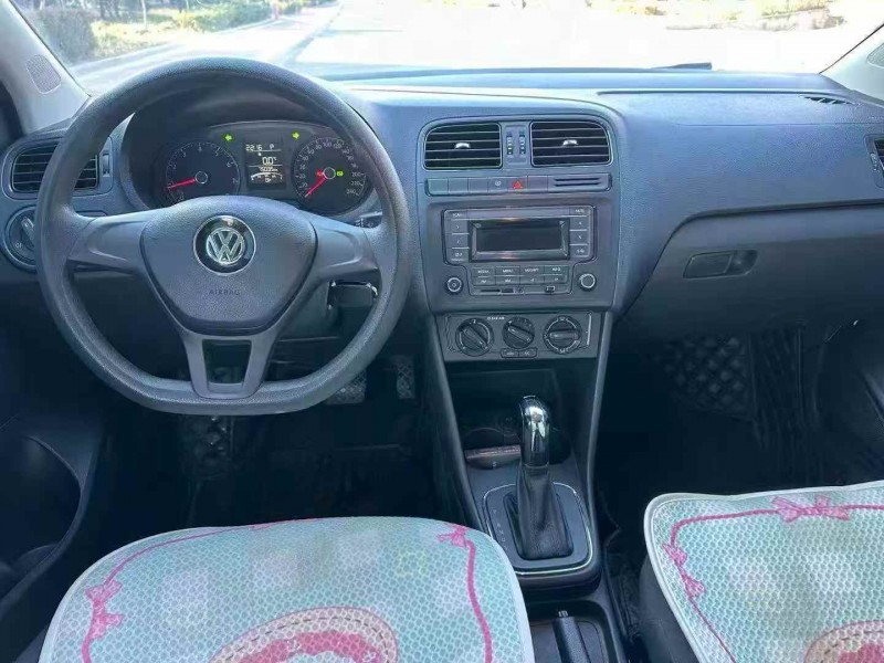 济宁16年大众polo4