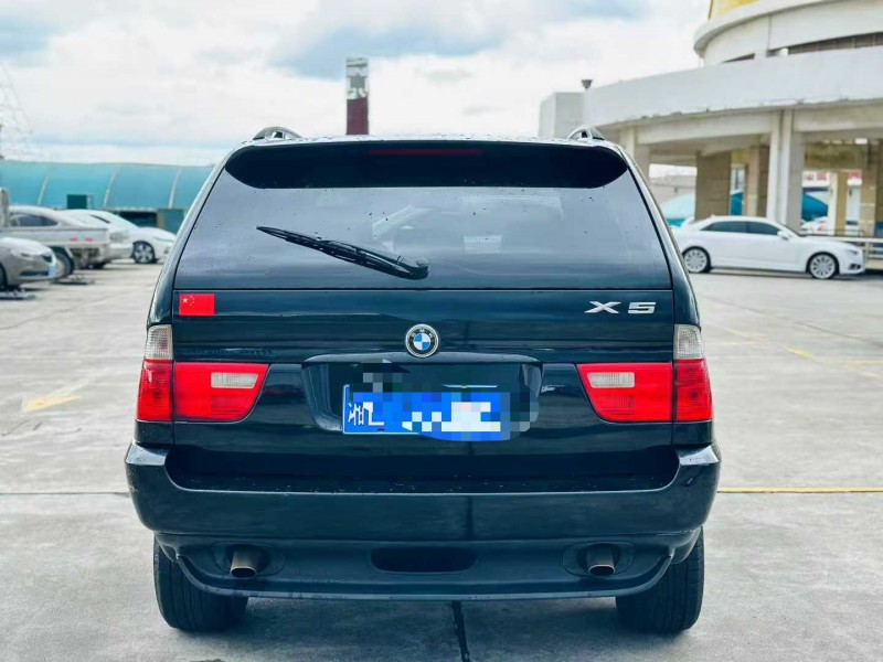 东莞06年宝马X58