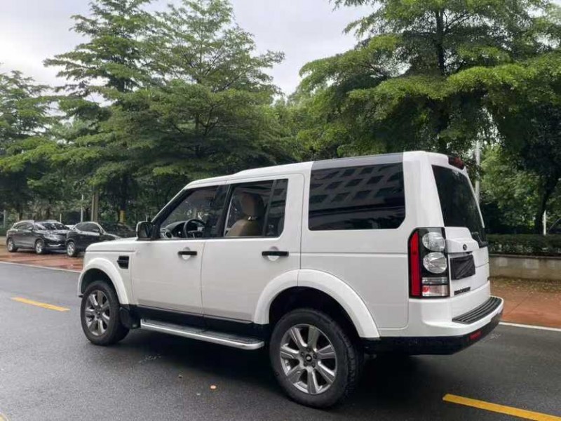 东莞13年路虎发现8