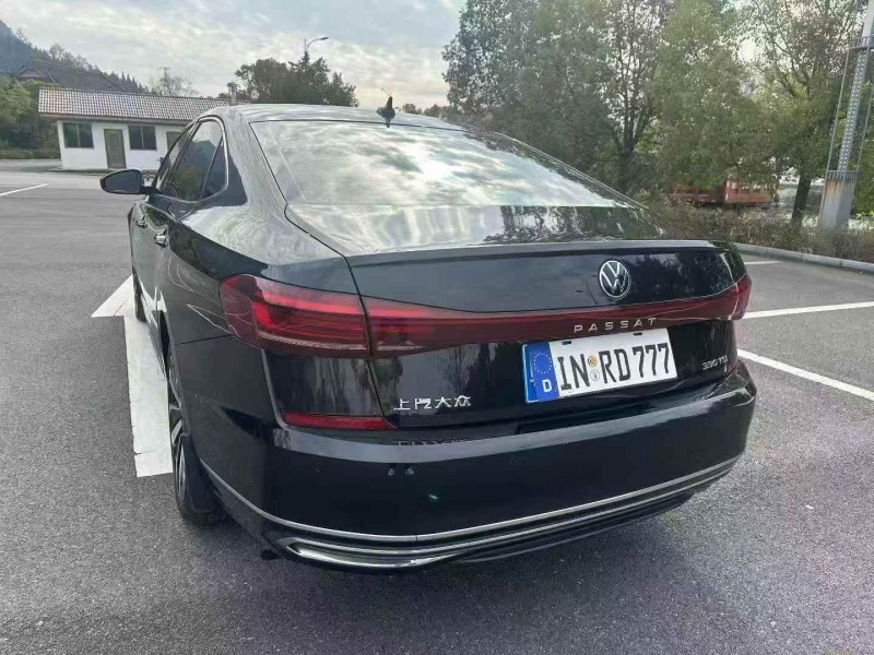 重庆23年宝马X38