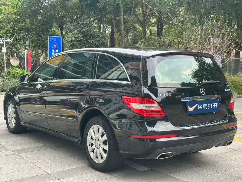 深圳12年奔驰R7