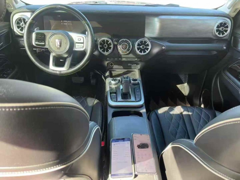 青岛24年长城汽车坦克6