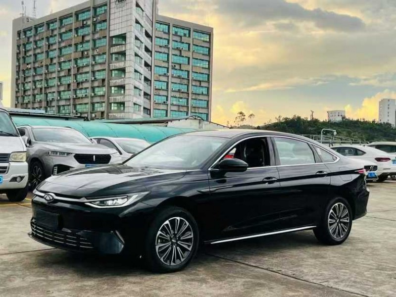 东莞25年奇瑞风云3