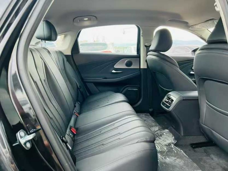 东莞25年奇瑞风云6