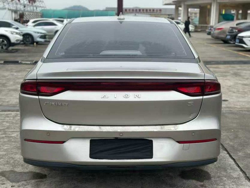 东莞23年传祺埃安S8